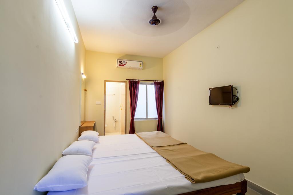 Ganesh Residency Hotel Pondicherry Bilik gambar